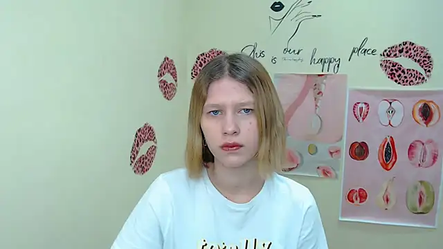 Snapshot of StellaCRL chatting on 02-15-25, 07:27 StellaCRL online show from 02-15-25, 07:27