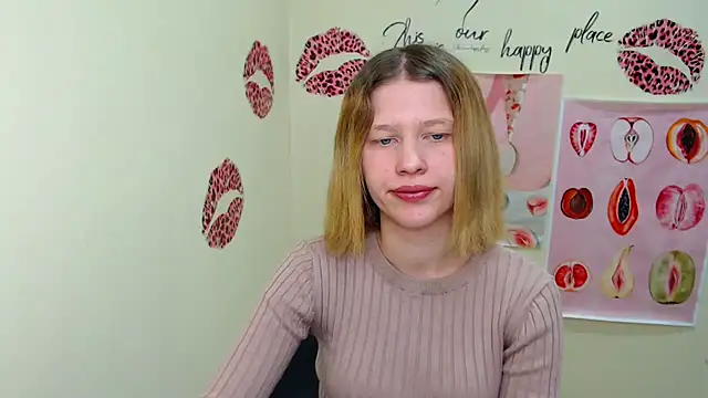 Snapshot of StellaCRL chatting on 03-14-25, 10:18 StellaCRL online show from 03-14-25, 10:18