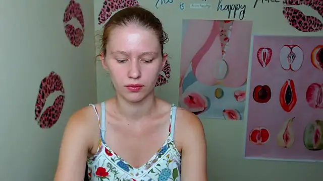 Snapshot of StellaCRL chatting on 09-13-25, 11:54 StellaCRL online show from 09-13-25, 11:54