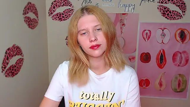 Snapshot of StellaCRL chatting on 09-20-25, 06:31 StellaCRL online show from 09-20-25, 06:31