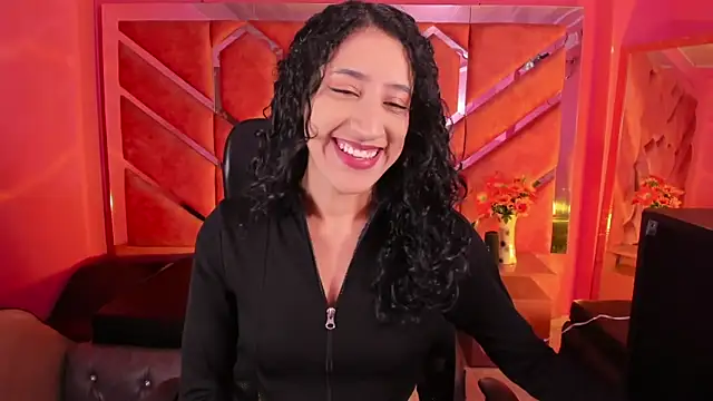 Snapshot of Eimy_Sexy_ chatting on 02-26-26, 01:32 Eimy Sexy online show from 02-26-26, 01:32