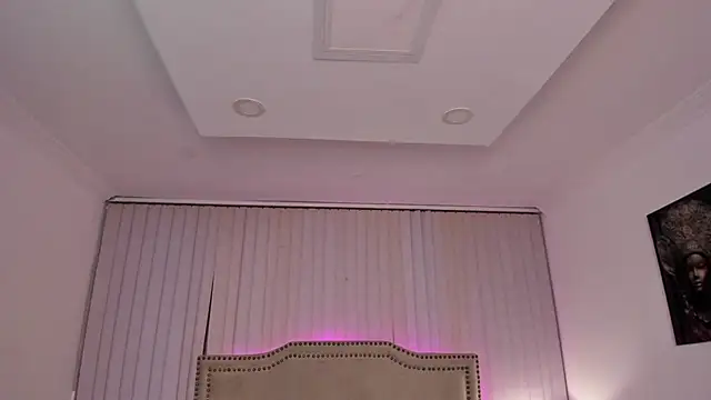 Snapshot of Valentina_Se chatting on 01-23-25, 03:37 Valentina Se online show from 01-23-25, 03:37