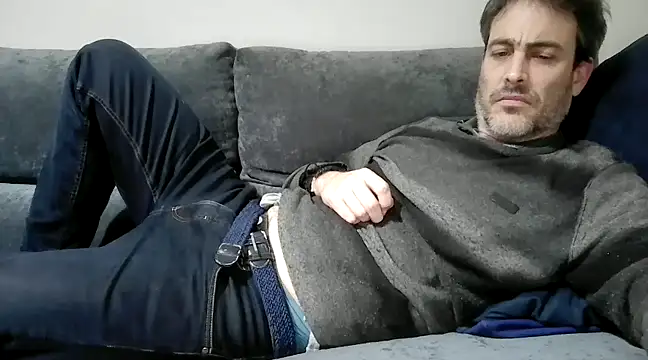 basquehotboy online show from 12-17-24, 10:43