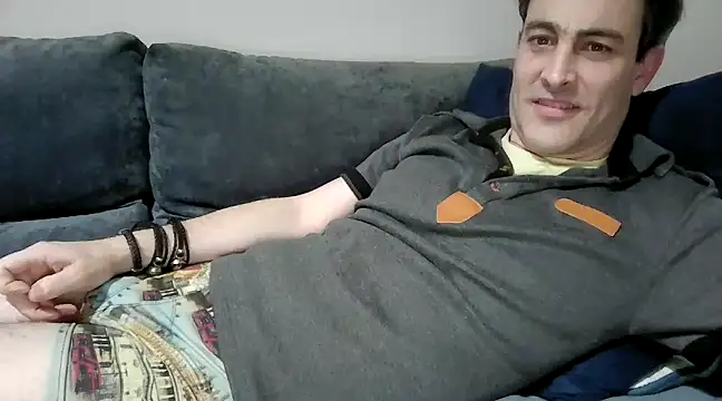 basquehotboy online show from 12-30-24, 05:02