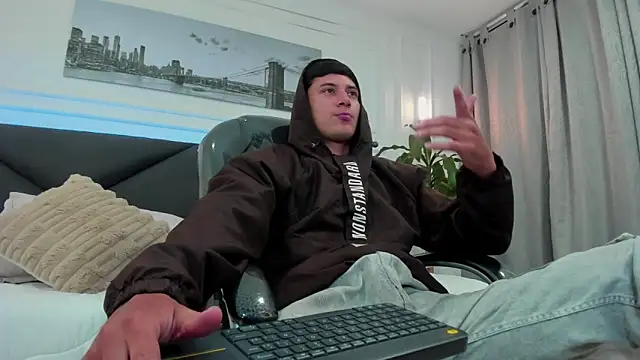 Damian23   online show from 11-26-25, 10:49