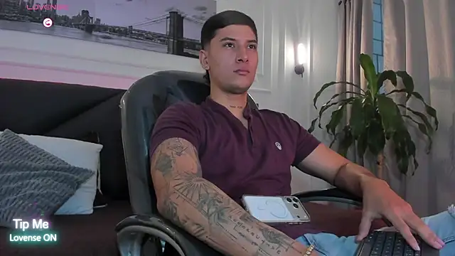 Damian23   online show from 04-15-26, 12:23