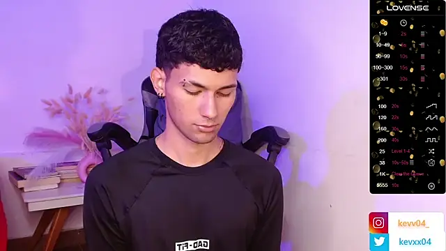 Alexx tc online show from 10-30-25, 06:48