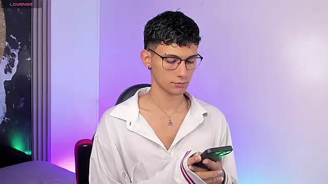 Alexx tc online show from 03-26-26, 03:56