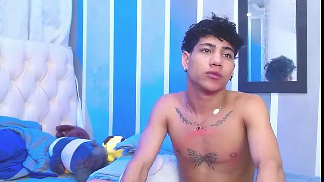 Sexys Boys Hot1 online show from 12-13-24, 08:20