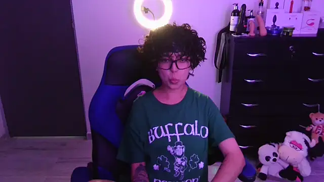 thomascooper7 online show from 09-24-25, 07:17