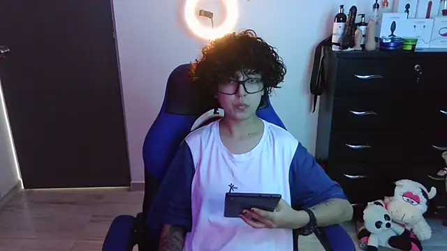 thomascooper7 online show from 10-13-25, 07:25