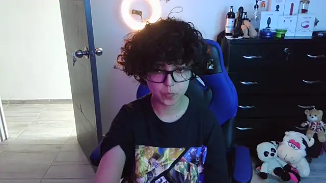 thomascooper7 online show from 10-20-25, 06:30