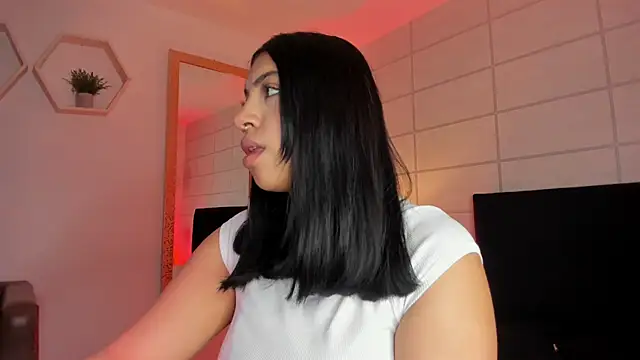 Christine Laam online show from 11-24-25, 11:54