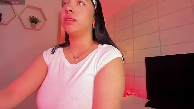 Christine Laam online show from 11-27-25, 12:18