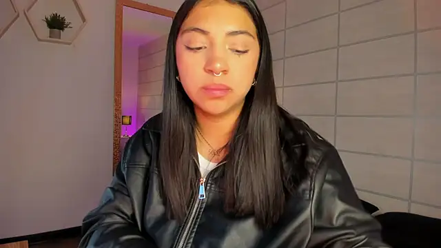 Christine Laam online show from 03-24-26, 11:59