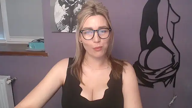 Snapshot of _sexy_lady chatting on 05-27-26, 02:14 sexy lady online show from 05-27-26, 02:14
