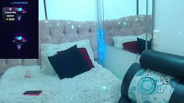 Grecia Horny online show from 01-19-25, 08:39