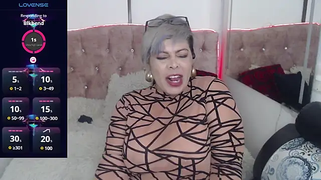 Grecia Horny online show from 01-22-25, 08:28