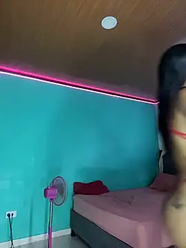 Snapshot of ALANAH_KITTY chatting on 12-02-25, 07:20 ALANAH KITTY online show from 12-02-25, 07:20