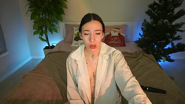 Snapshot of NikkiGoldSide chatting on 01-10-26, 06:59 NikkiGoldSide online show from 01-10-26, 06:59