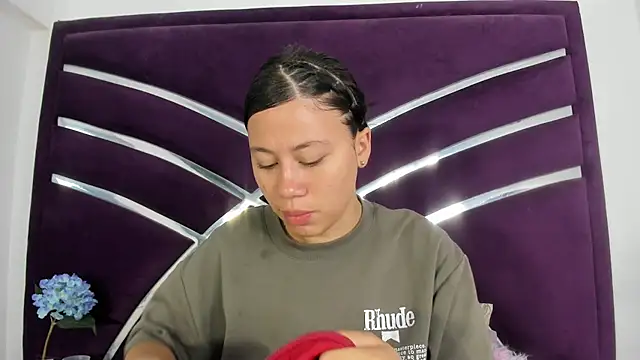 Sofia-candyht online show from 03-15-26, 05:08