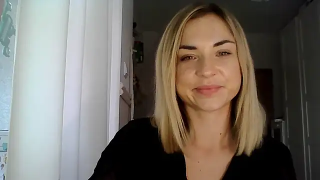 Snapshot of ashley_xlove chatting on 12-19-24, 10:45 ashley xlove online show from 12-19-24, 10:45