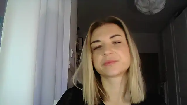 Snapshot of ashley_xlove chatting on 01-07-25, 07:42 ashley xlove online show from 01-07-25, 07:42