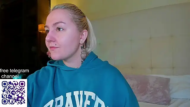 Debbie Taylor online show from 12-22-25, 04:15