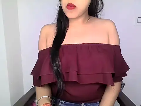 Snapshot of MOSAM_ chatting on 01-01-25, 07:53 MOSAM online show from 01-01-25, 07:53
