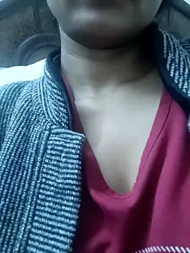 Snapshot of Rajni-Mehra chatting on 01-29-25, 04:05 Rajni-Mehra online show from 01-29-25, 04:05