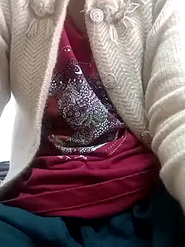 Snapshot of Rajni-Mehra chatting on 02-09-25, 04:04 Rajni-Mehra online show from 02-09-25, 04:04
