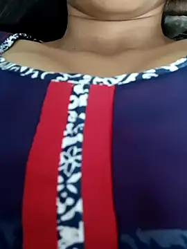 Snapshot of Rajni-Mehra chatting on 02-28-25, 03:37 Rajni-Mehra online show from 02-28-25, 03:37