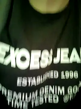 Snapshot of zico895 chatting on 05-18-26, 01:50 zico895 online show from 05-18-26, 01:50