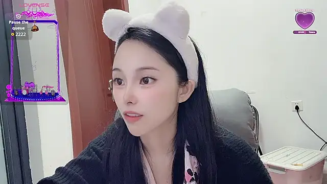 QQ88-99 online show from 10-06-25, 02:03