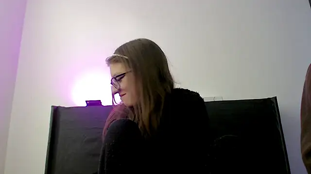 Aurora blossom   online show from 12-02-25, 09:43