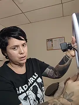 Snapshot of KatInk chatting on 02-10-26, 05:17 KatInk online show from 02-10-26, 05:17