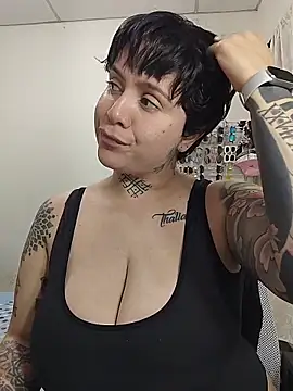 Snapshot of KatInk chatting on 02-15-26, 11:23 KatInk online show from 02-15-26, 11:23