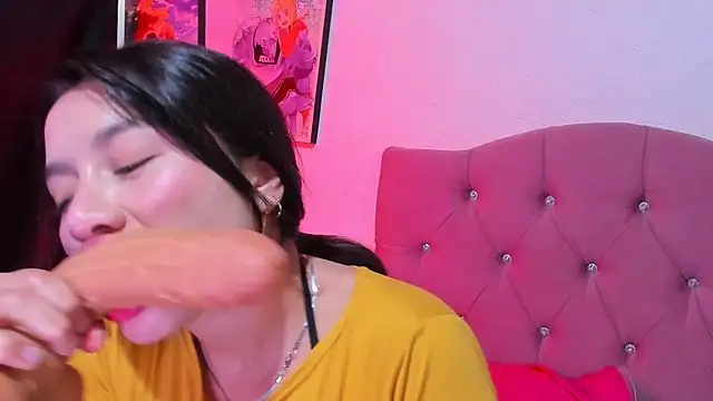 teffy lee online show from 07-04-26, 08:37