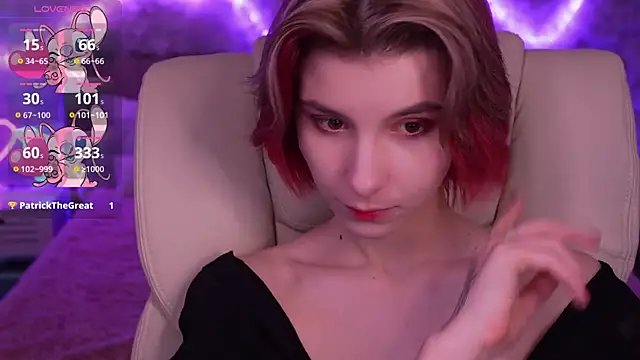 Snapshot of HaylaAmber chatting on 02-26-25, 10:15 HaylaAmber online show from 02-26-25, 10:15