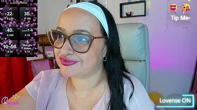 Gia Nahomi online show from 03-02-26, 10:16