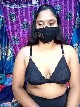 Hot Maleka online show from 02-01-25, 01:09