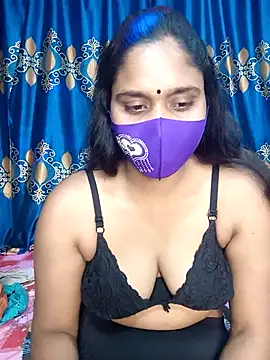 Hot Maleka online show from 02-07-25, 06:14