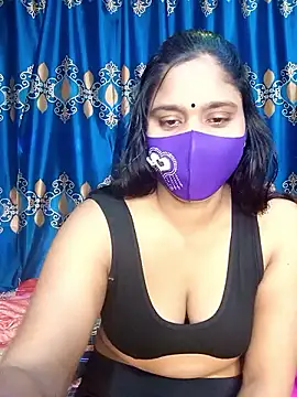 Hot Maleka online show from 02-11-25, 02:35
