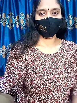 Hot Maleka online show from 02-11-25, 12:27