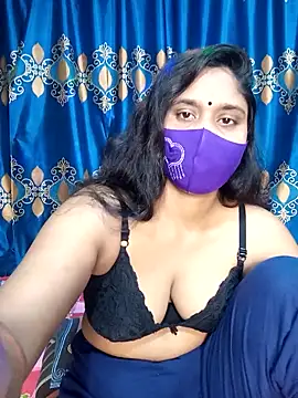 Hot Maleka online show from 02-16-25, 12:54