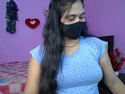 Hot Maleka online show from 04-23-26, 04:42