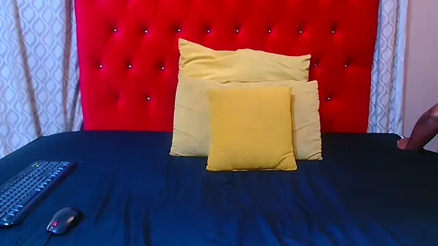 sexychocolatbox10 online show from 11-14-25, 06:12