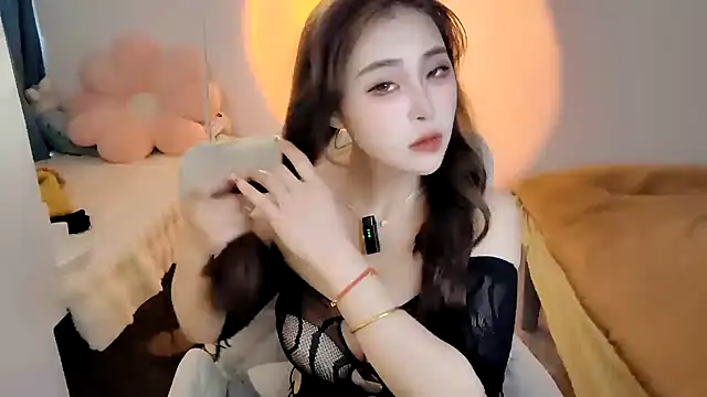 Ailisha66 online show from 03-05-25, 12:27