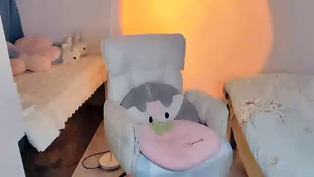 Ailisha66 online show from 03-19-25, 01:51