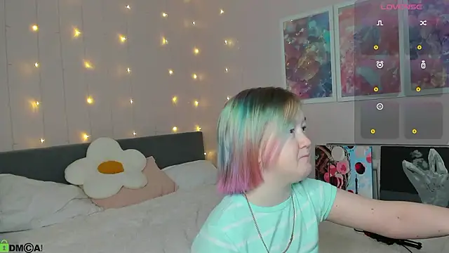 Snapshot of Sara_Robinson chatting on 02-03-26, 02:53 Sara Robinson online show from 02-03-26, 02:53